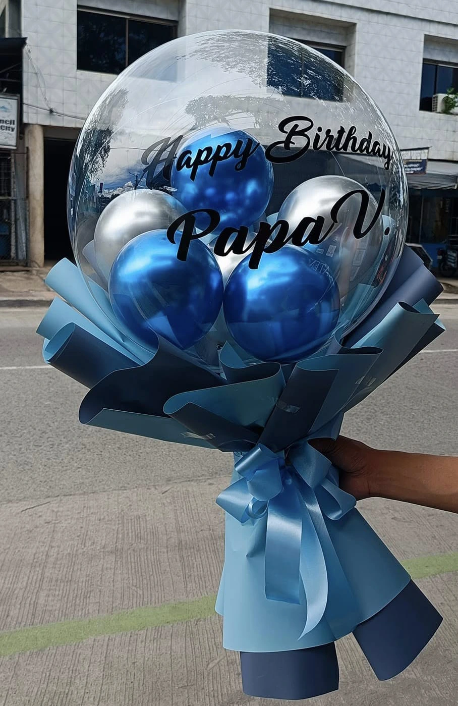 Flora Signature Balloon