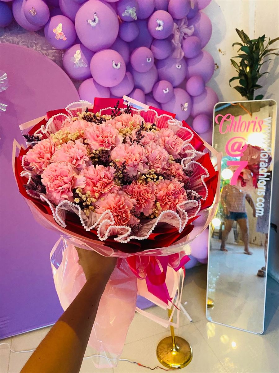 Pearl Carnation bouquet with pink carnations – Flora Chloris Flower Shop GenSan