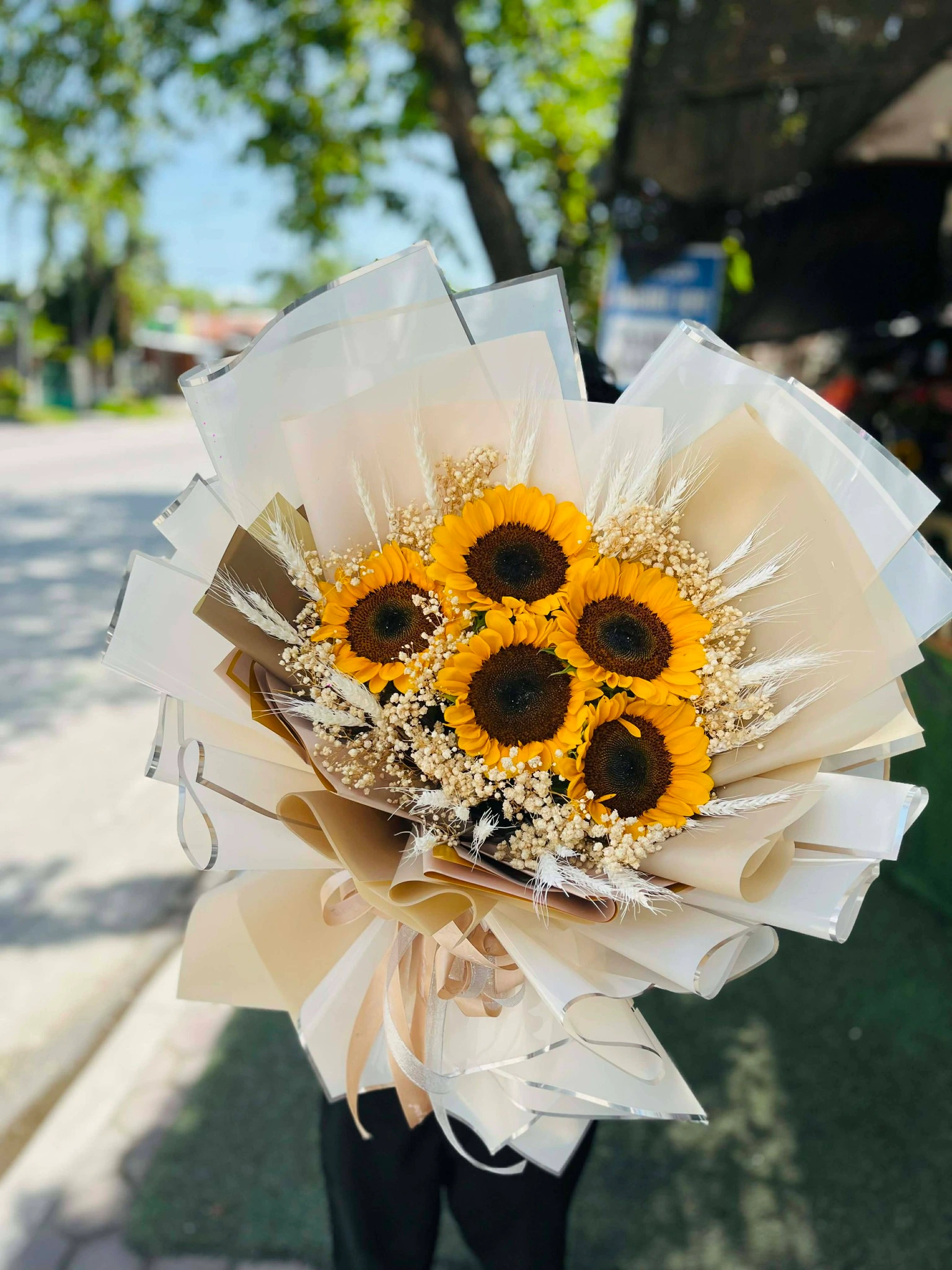 Pure Elegance Sunflower Bouquet